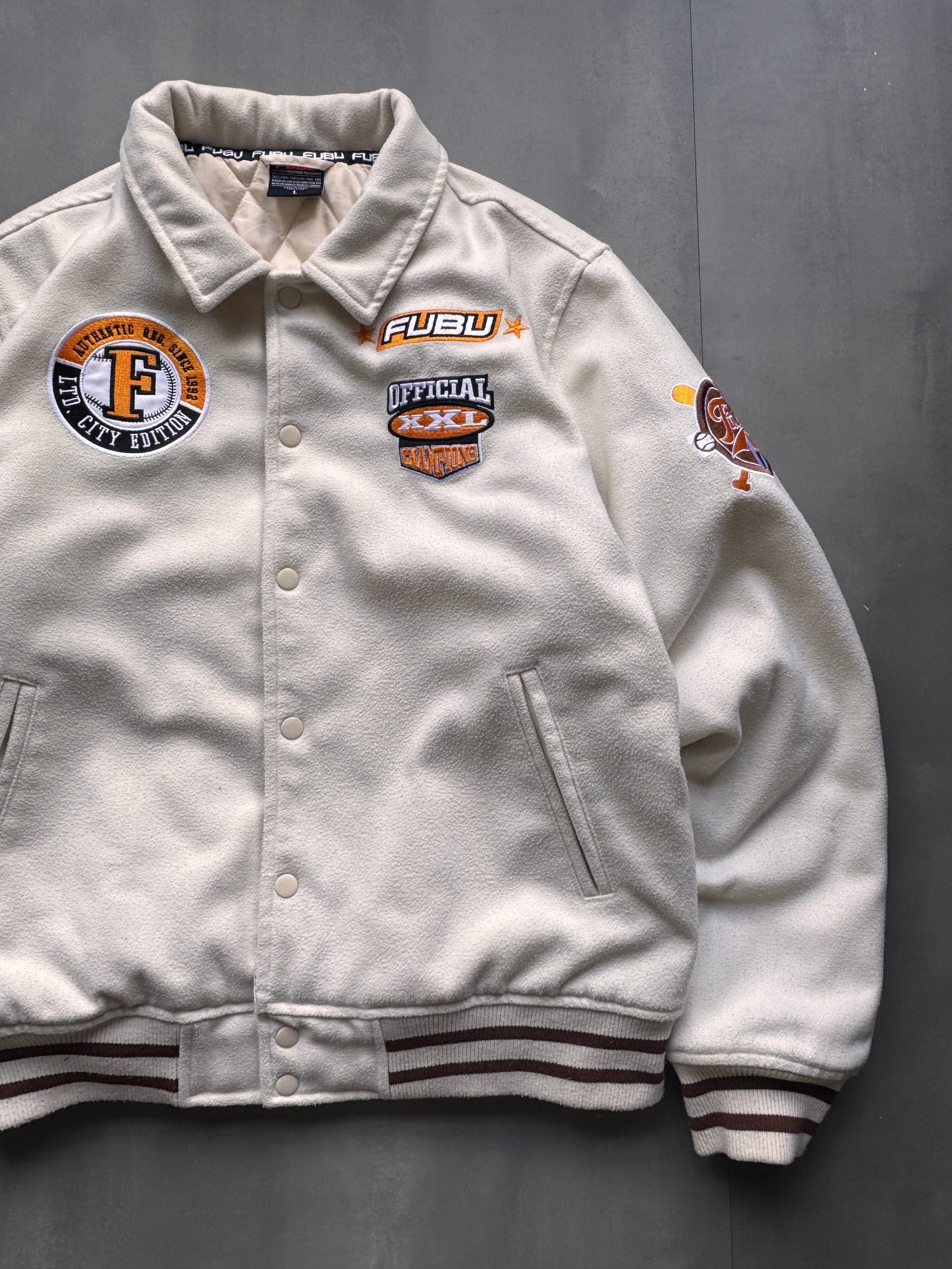 VINTAGE FUBU CREAM VARSITY JACKET - L