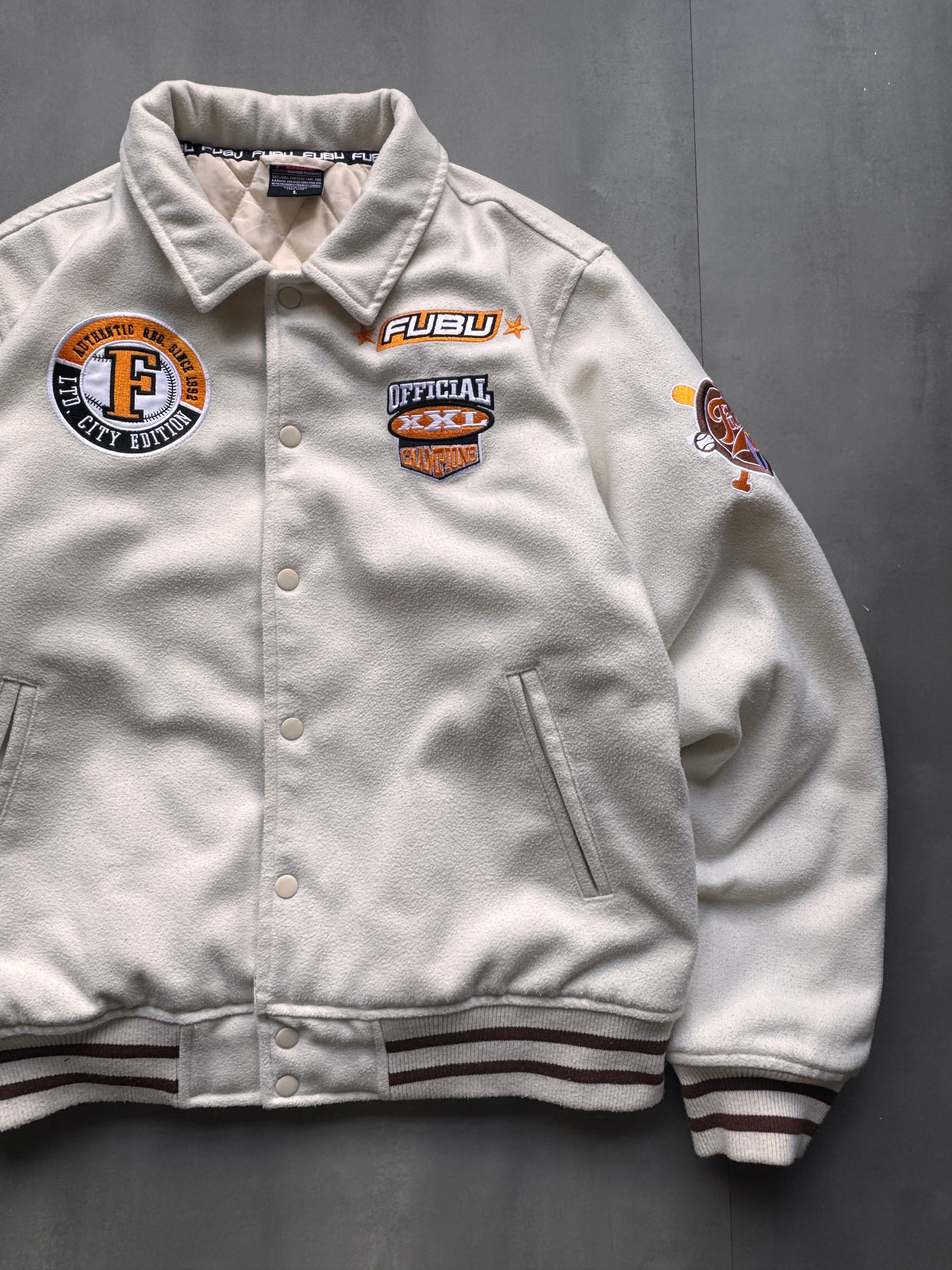 VINTAGE FUBU CREAM VARSITY JACKET - L