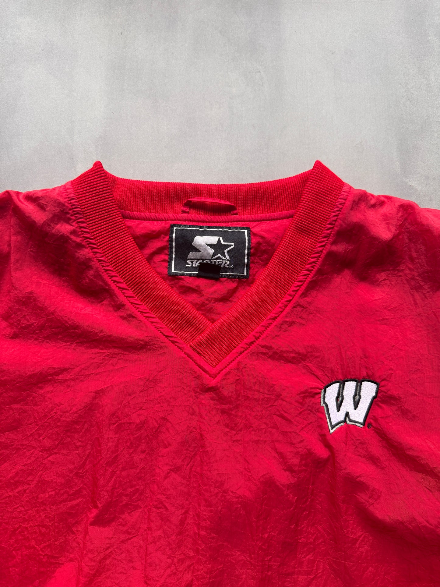VINTAGE STARTER WISCONSIN BADGERS RED WINDBREAKER - XXL
