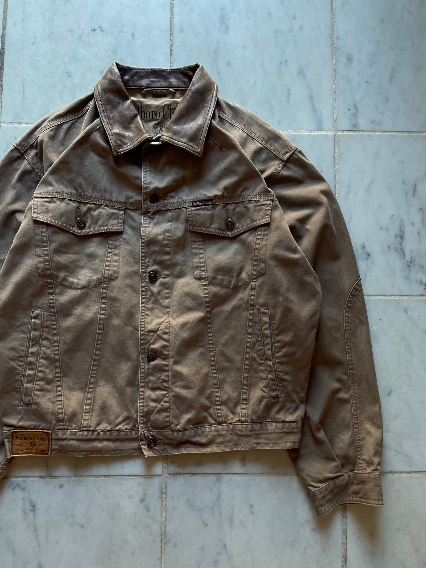 MARLBORO CLASSICS BROWN TRUCKER JACKET - XLARGE