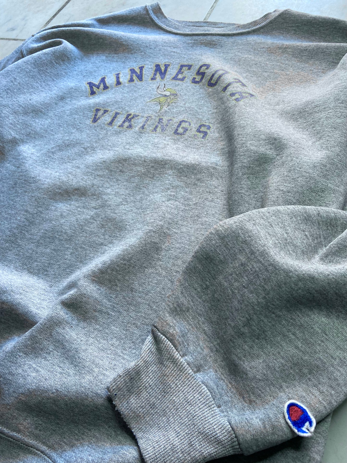 CHAMPION GREY MINNESOTA VIKINGS SWEATER - LARGE