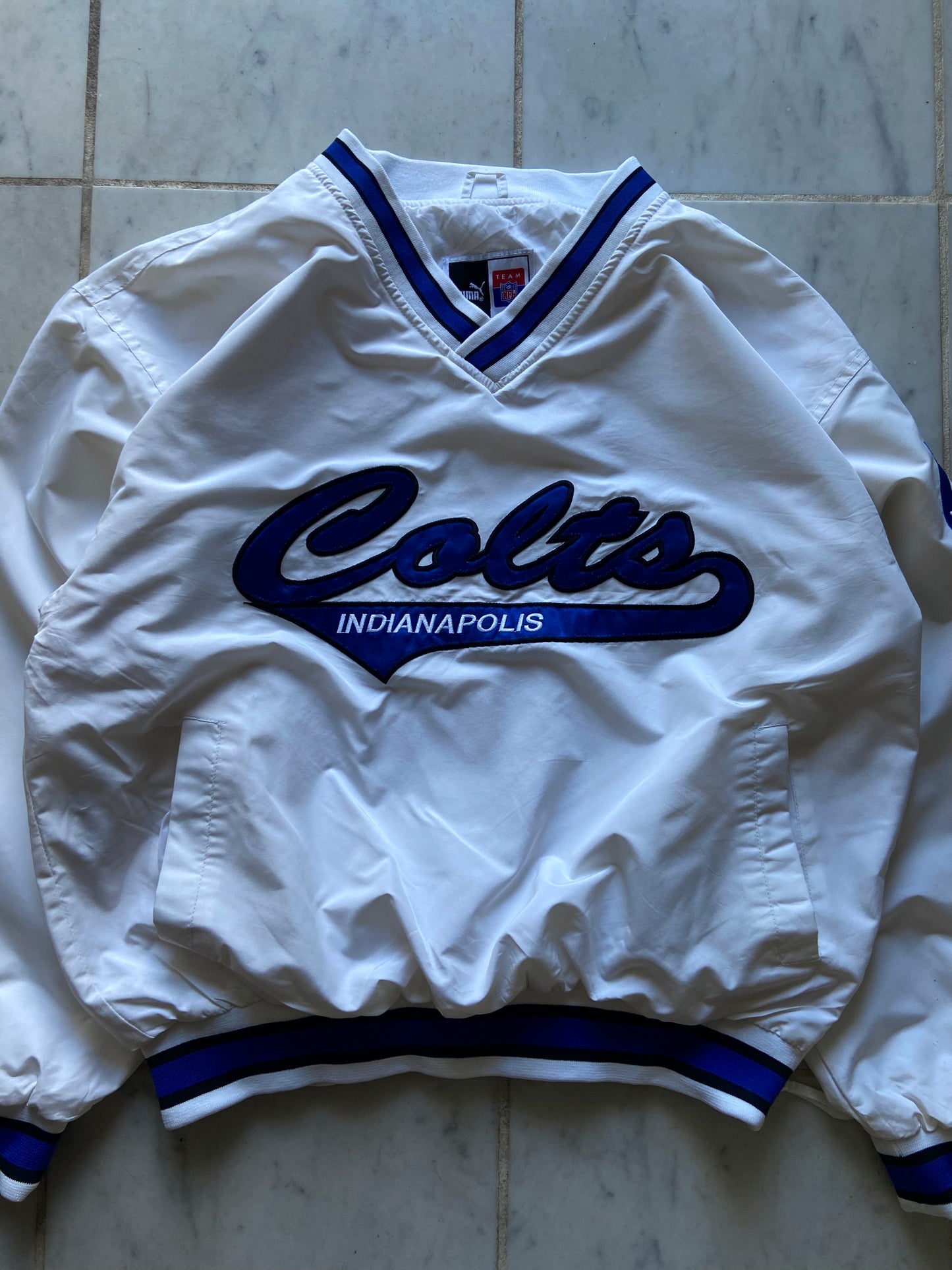 PUMA NFL INDIANAPOLIS COLTS WHITE WINDBREAKER - LARGE