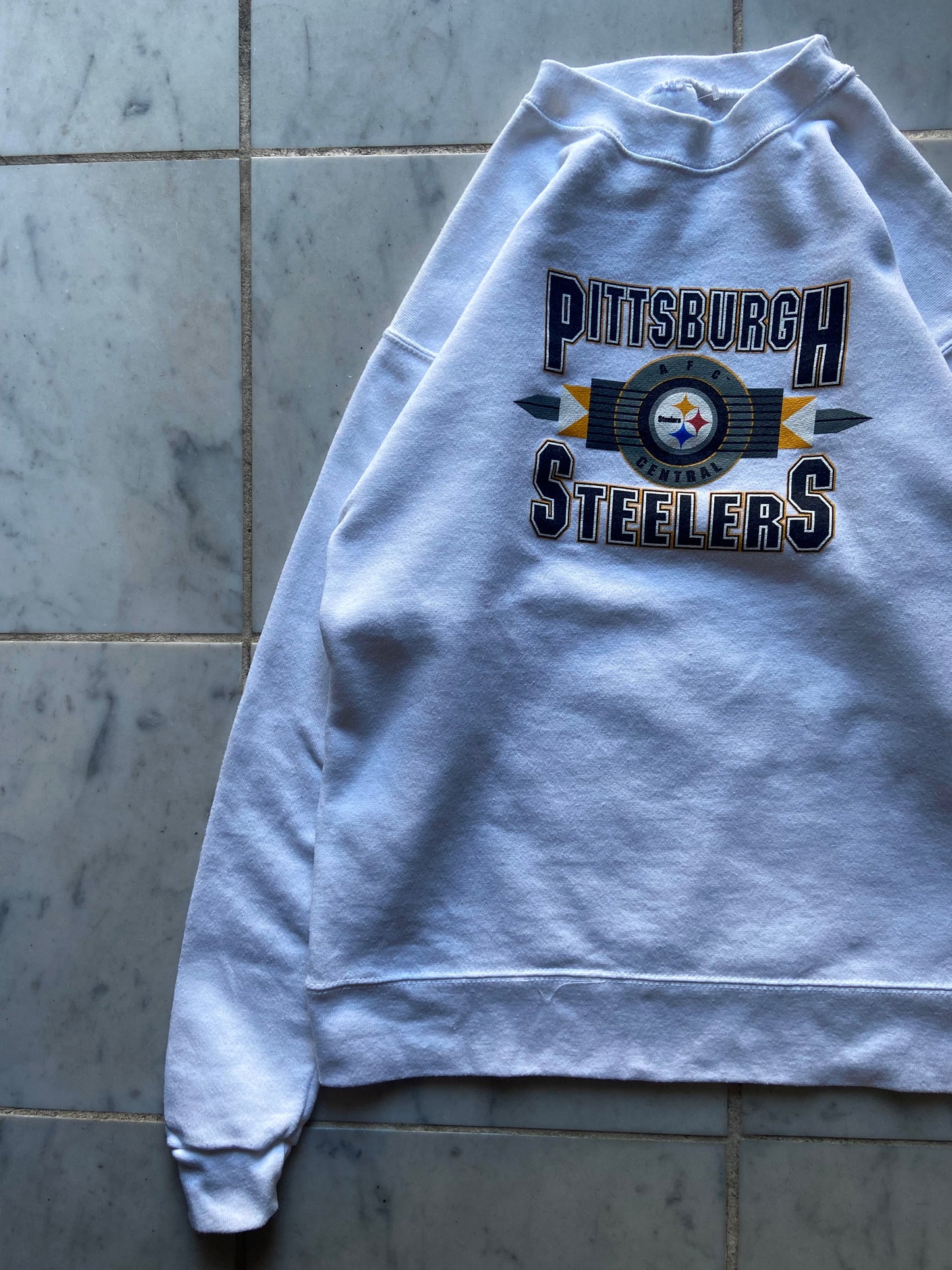 NFL PITTSBURGH STEELERS WHITE SWEATER - XSMALL