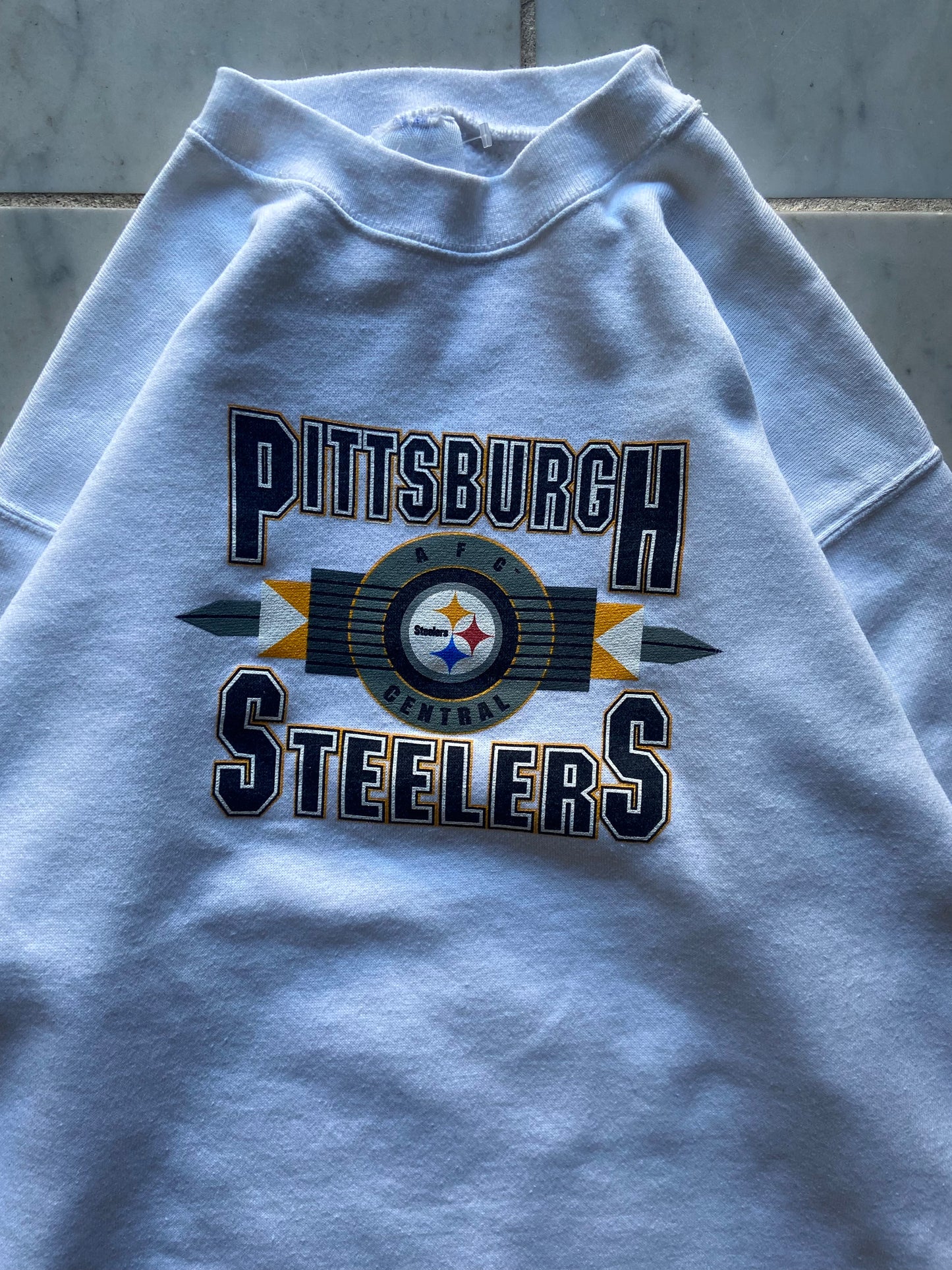 NFL PITTSBURGH STEELERS WHITE SWEATER - XSMALL